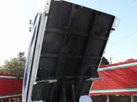 三菱ふそうキャンターダンプ小型（2t・3t）[写真16]