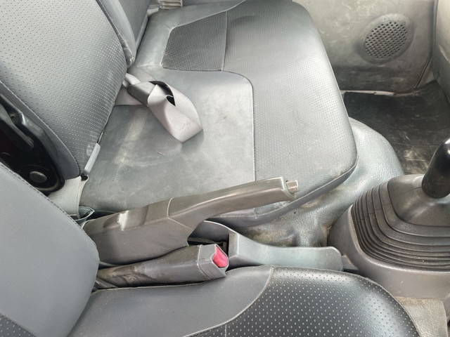 いすゞエルフダンプ小型（2t・3t）[写真31]