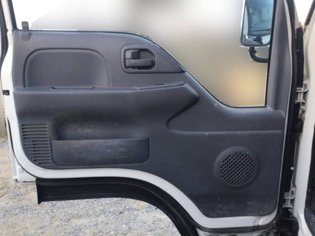 いすゞエルフダンプ小型（2t・3t）[写真17]