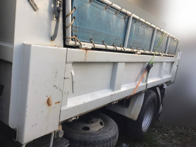 いすゞエルフダンプ小型（2t・3t）[写真08]