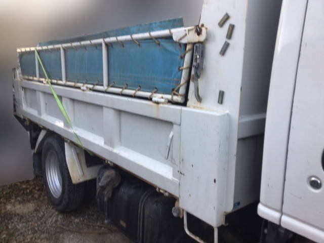 いすゞエルフダンプ小型（2t・3t）[写真09]