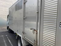 いすゞエルフアルミバン小型（2t・3t）[写真13]