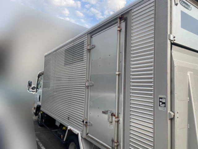 いすゞエルフアルミバン小型（2t・3t）[写真14]