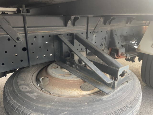 いすゞエルフアルミバン小型（2t・3t）[写真17]