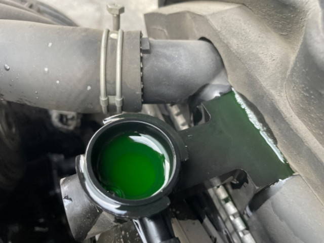 いすゞエルフアルミバン小型（2t・3t）[写真26]