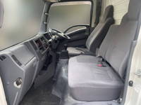 いすゞエルフアルミバン小型（2t・3t）[写真29]