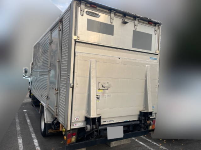 いすゞエルフアルミバン小型（2t・3t）[写真03]