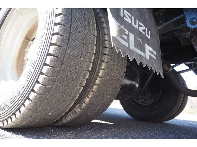 いすゞエルフクレーン3段小型（2t・3t）[写真18]