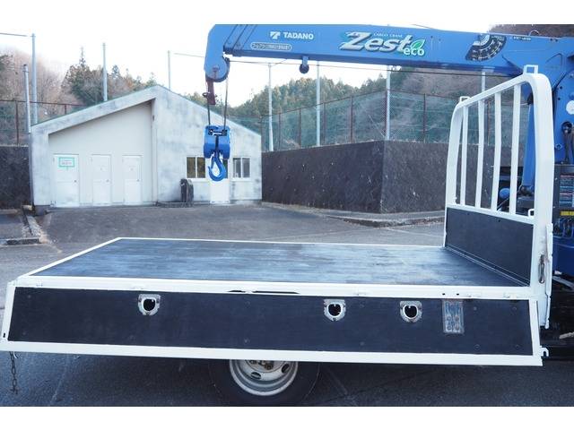 いすゞエルフクレーン3段小型（2t・3t）[写真29]