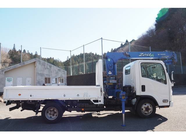 いすゞエルフクレーン3段小型（2t・3t）[写真03]