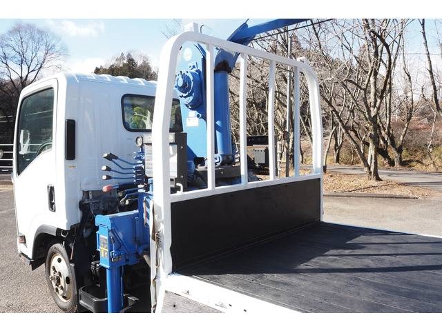 いすゞエルフクレーン3段小型（2t・3t）[写真31]