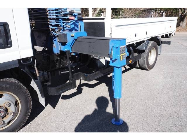 いすゞエルフクレーン3段小型（2t・3t）[写真07]