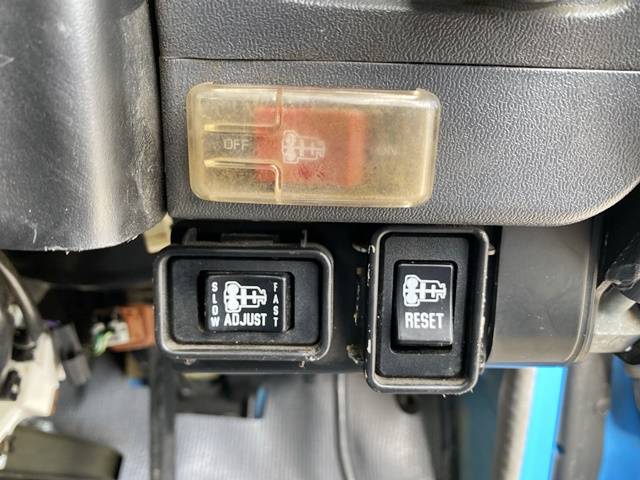 いすゞエルフダンプ小型（2t・3t）[写真37]