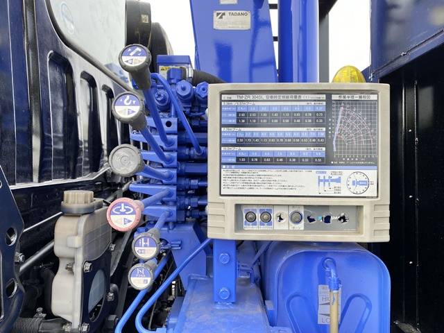 三菱ふそうファイターセルフクレーン4段中型（4t）[写真16]