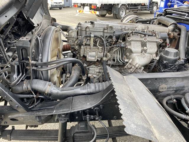 三菱ふそうファイターセルフクレーン4段中型（4t）[写真26]