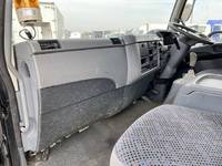 三菱ふそうファイターセルフクレーン4段中型（4t）[写真31]