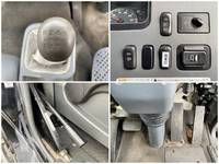 三菱ふそうファイターセルフクレーン4段中型（4t）[写真39]