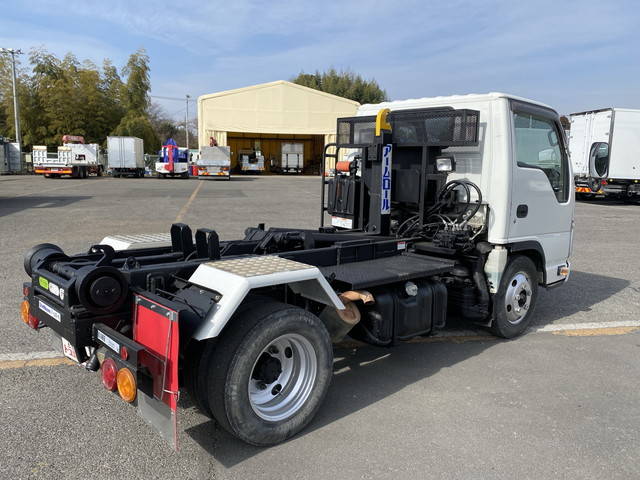 いすゞエルフアームロール小型（2t・3t）[写真02]