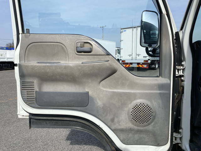 いすゞエルフアームロール小型（2t・3t）[写真24]