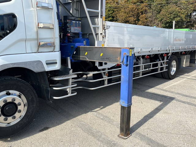 三菱ふそうファイタークレーン4段増トン（6t・8t）[写真21]