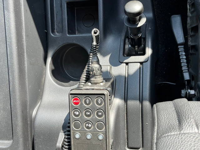 三菱ふそうファイタークレーン4段増トン（6t・8t）[写真31]