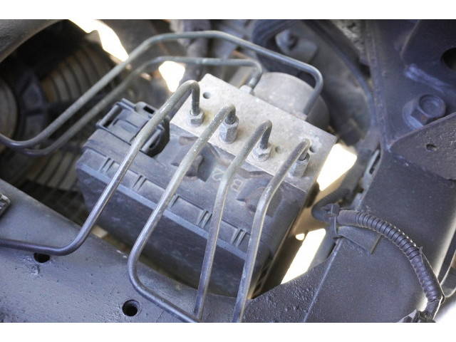 いすゞエルフ平ボディ小型（2t・3t）[写真21]