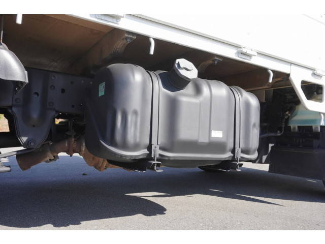 いすゞエルフ平ボディ小型（2t・3t）[写真27]