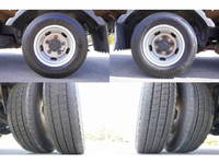 いすゞエルフ平ボディ小型（2t・3t）[写真31]