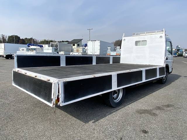 三菱ふそうキャンター平ボディ小型（2t・3t）[写真12]