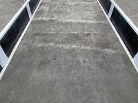 三菱ふそうキャンター平ボディ小型（2t・3t）[写真14]