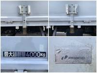 三菱ふそうキャンター平ボディ小型（2t・3t）[写真15]