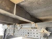 三菱ふそうキャンター平ボディ小型（2t・3t）[写真22]