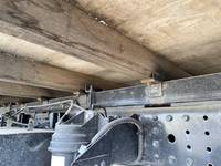 三菱ふそうキャンター平ボディ小型（2t・3t）[写真23]