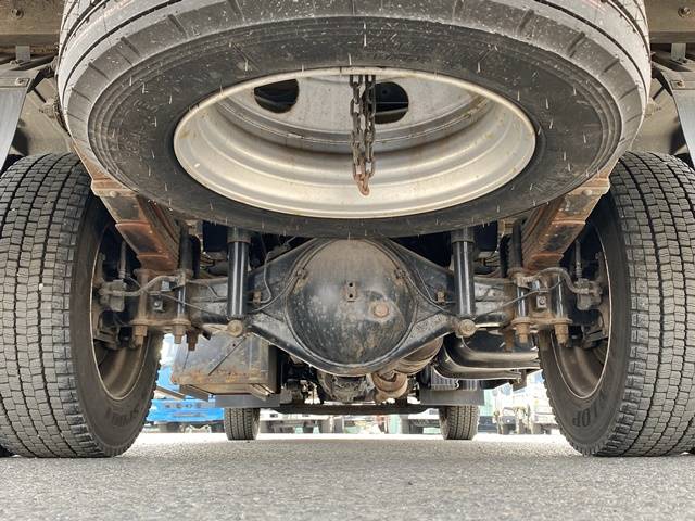 三菱ふそうキャンター平ボディ小型（2t・3t）[写真26]