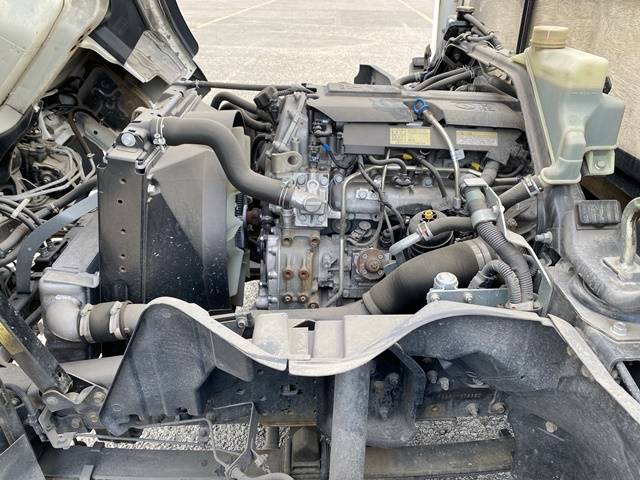 三菱ふそうキャンター平ボディ小型（2t・3t）[写真27]