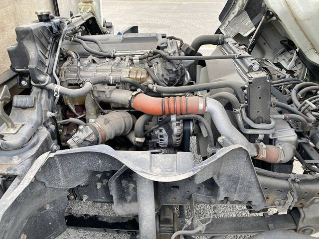 三菱ふそうキャンター平ボディ小型（2t・3t）[写真28]