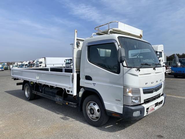 三菱ふそうキャンター平ボディ小型（2t・3t）[写真03]