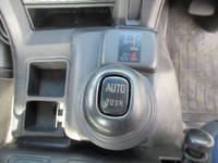 いすゞギガ深ダンプ（土砂禁ダンプ）大型（10t）[写真25]