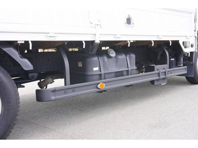 いすゞエルフ平ボディ小型（2t・3t）[写真23]