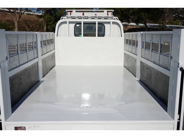 いすゞエルフ平ボディ小型（2t・3t）[写真12]