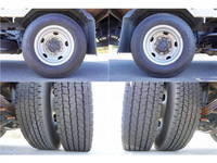 いすゞエルフ平ボディ小型（2t・3t）[写真38]