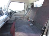 三菱ふそうキャンター平ボディ小型（2t・3t）[写真10]