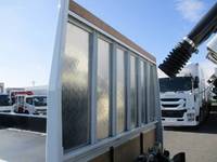 三菱ふそうキャンター平ボディ小型（2t・3t）[写真19]