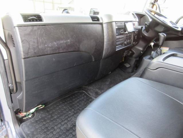 三菱ふそうファイター冷凍車（冷蔵車）中型（4t）[写真14]