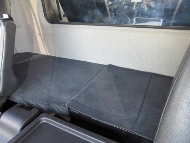 三菱ふそうファイター冷凍車（冷蔵車）中型（4t）[写真16]