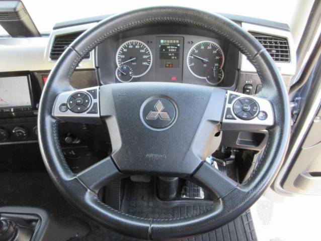 三菱ふそうファイター冷凍車（冷蔵車）中型（4t）[写真09]