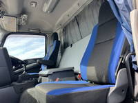 いすゞギガアルミウイング大型（10t）[写真26]