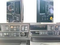 いすゞギガアルミウイング大型（10t）[写真34]