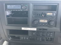 いすゞギガアルミウイング大型（10t）[写真37]