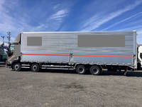 いすゞギガアルミウイング大型（10t）[写真05]